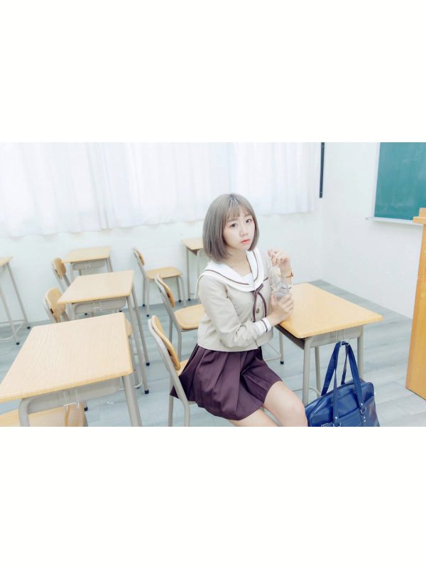 付费图片-[JUICY]多汁女孩阮靖貽 水手服挑逗可爱单纯学生 – COSPLAY